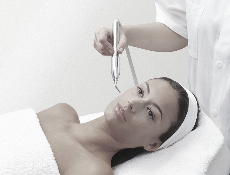 Аппарат газожидкостного пилинга и комплексной терапии BIO JET фото 3