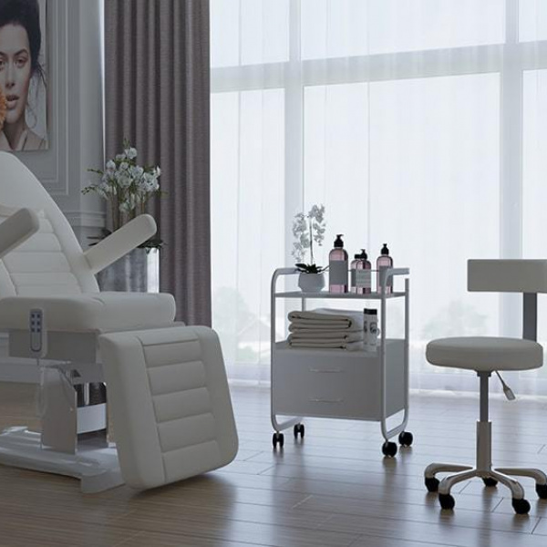 Оборудование и мебель